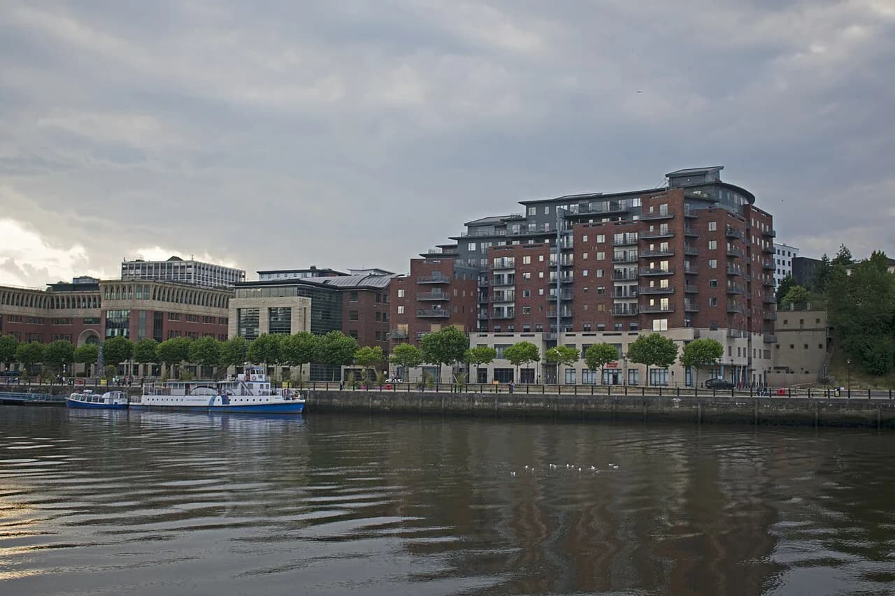 Afternoon Tea for Two in Newcastle: Prices and Picks