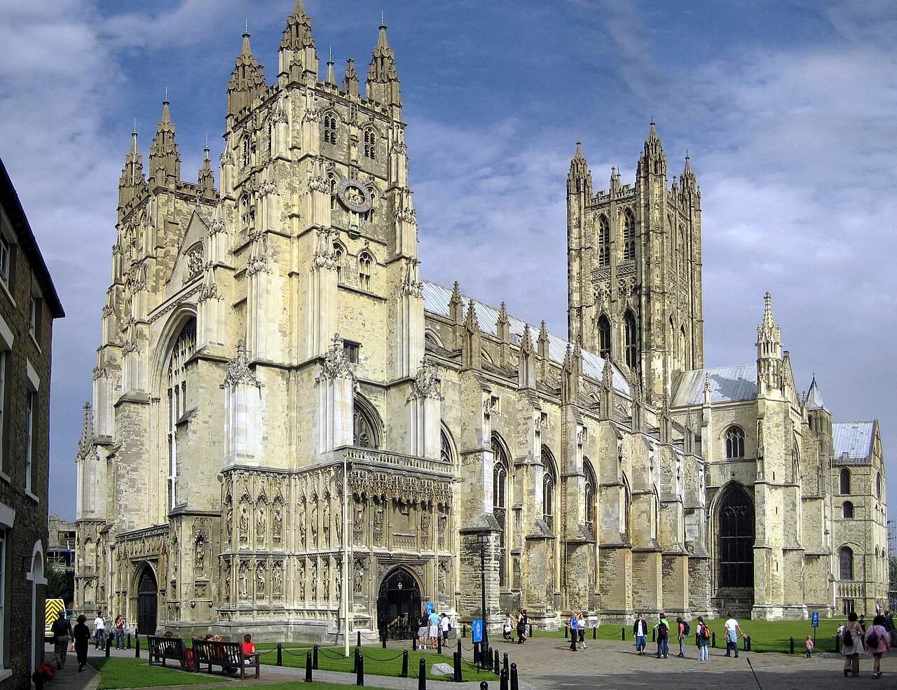 Afternoon Tea Near Canterbury: Where to Book