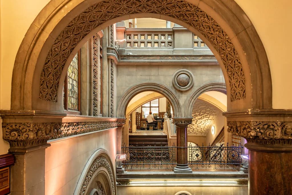 Art Galleries in Leeds: Where to Go and What to See