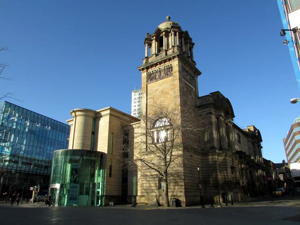 Art Galleries in Newcastle: Where to Go and What to See
