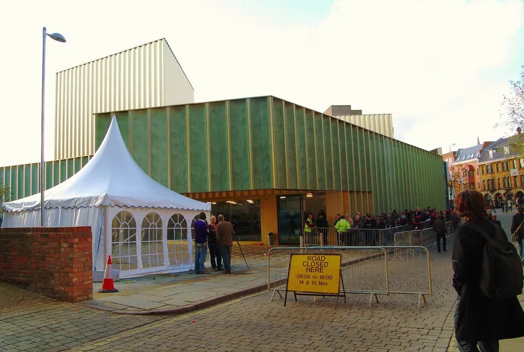 Art Galleries in Nottingham: Where to Go and What to See