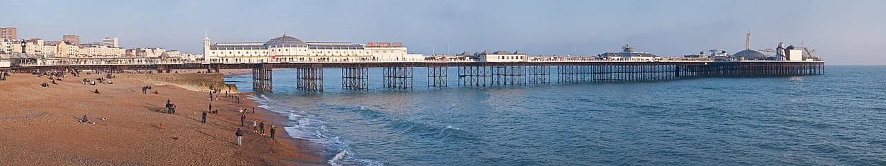 Brighton Walking Tour: Guided or Self-Guided?