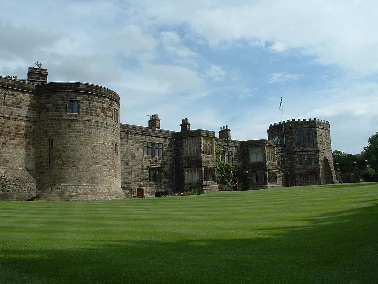 Castles Near Leeds: Day Trips in Yorkshire and Beyond