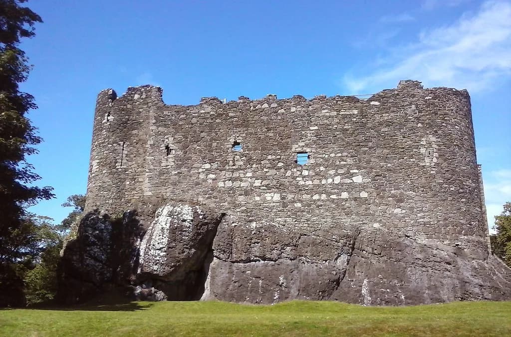 Castles Near Oban: Dunstaffnage, Dunollie and Castle Stalker