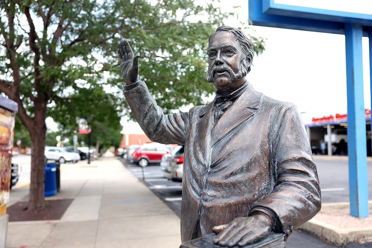 Chester Walking Tour: Guided Options and a Self-Guided Route