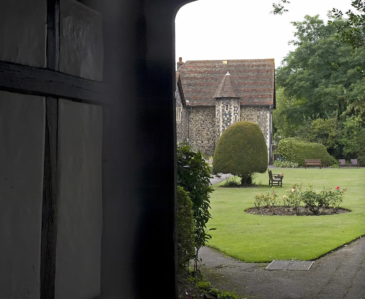 Ghost Tours in Canterbury: What to Expect and How to Book