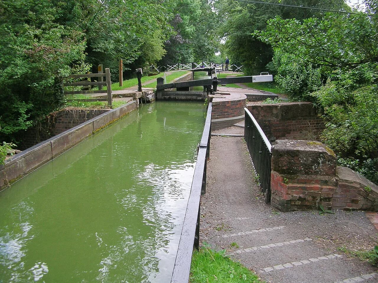 Ghost Tours in Stratford-upon-Avon: Three Walks Compared