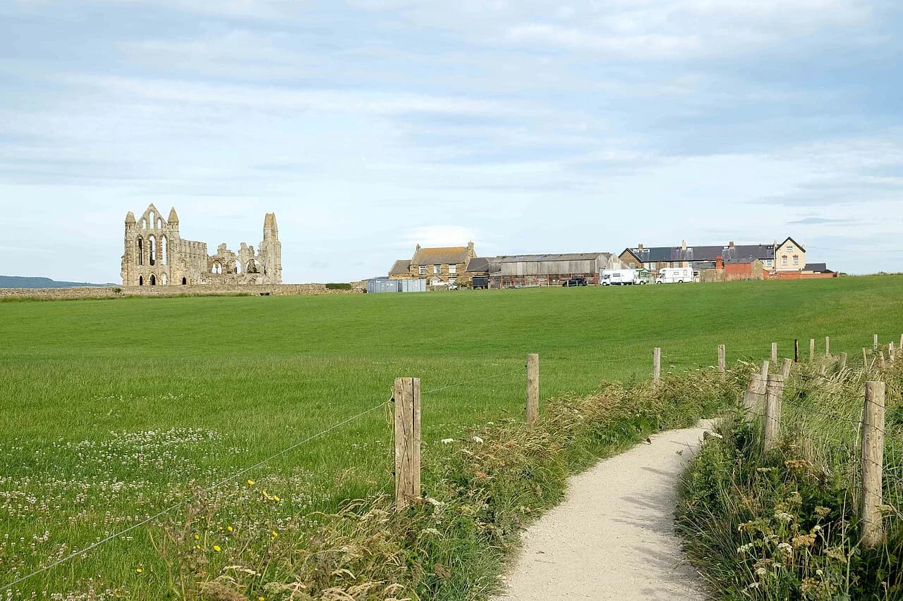 Haunted Places in Whitby: Legends, Sites and Ghost Walks
