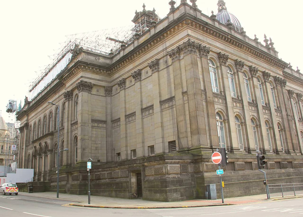Leeds Attractions: 8 Visitor Guides