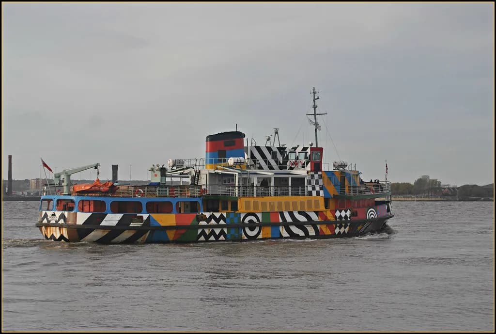 Liverpool Boat Trips: River Cruises and Dock Tours