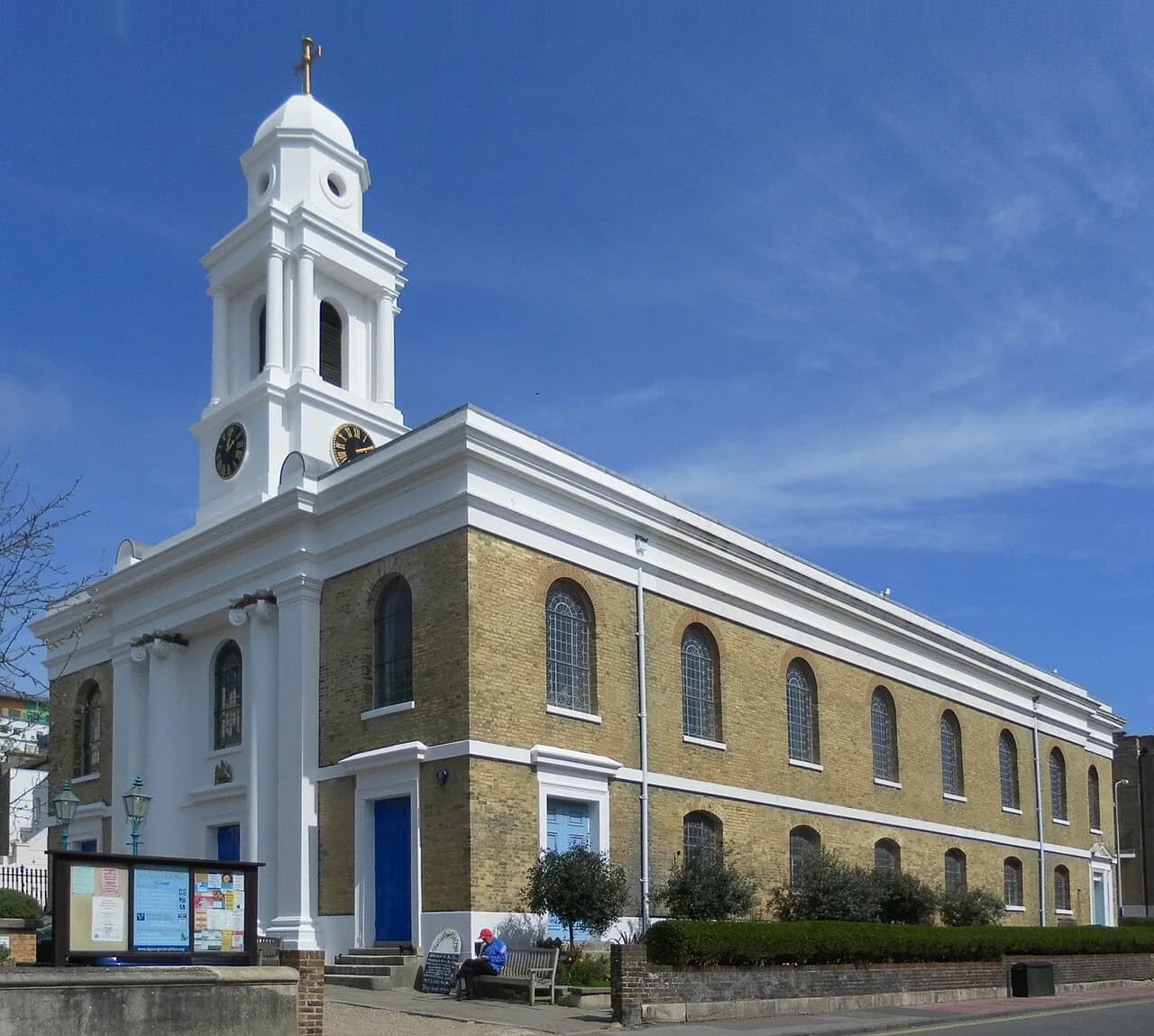 Tea Rooms in Brighton: Where to Book and What to Expect