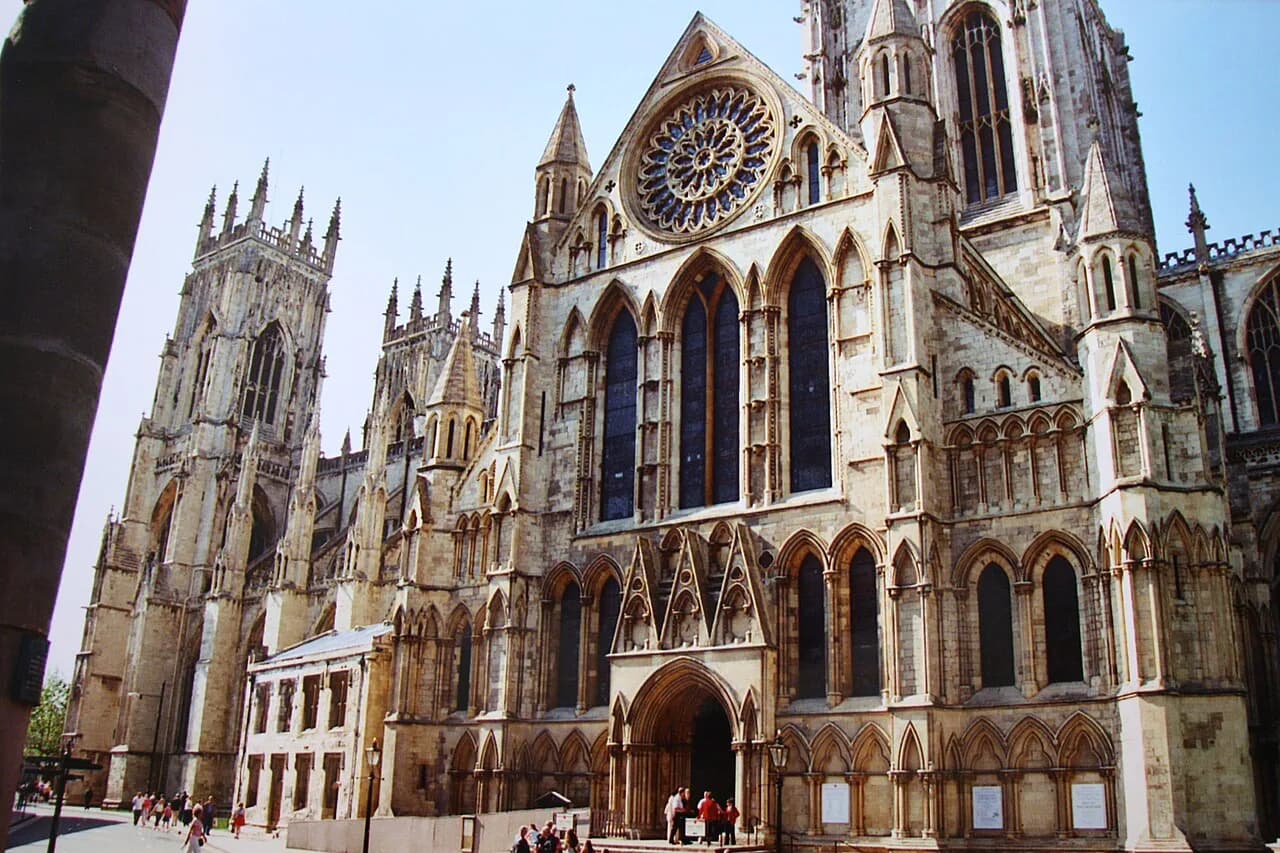 Weekend in York: 2-Day Itinerary for History & Tea