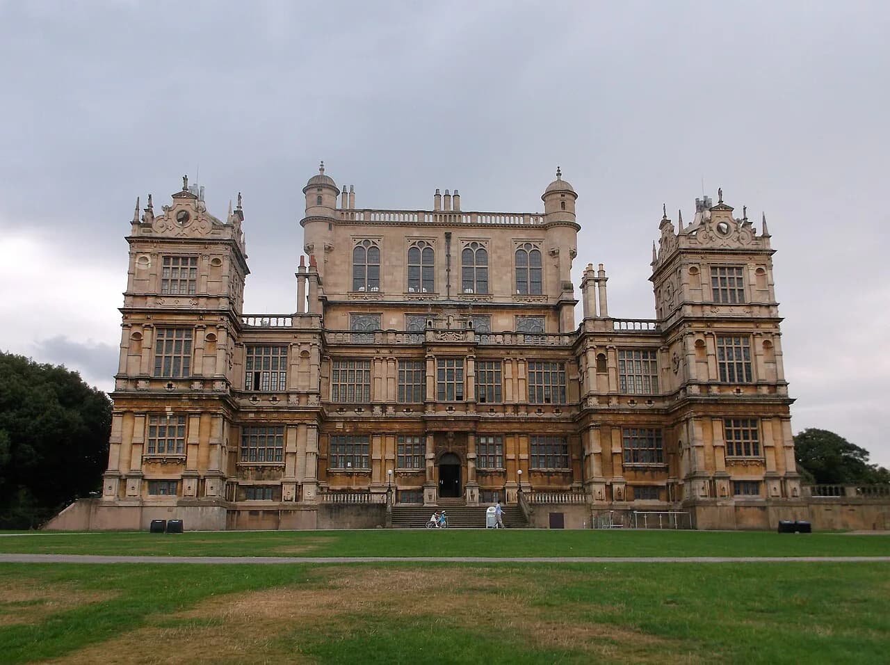 Wollaton Hall: Tickets, Opening Times and What to See