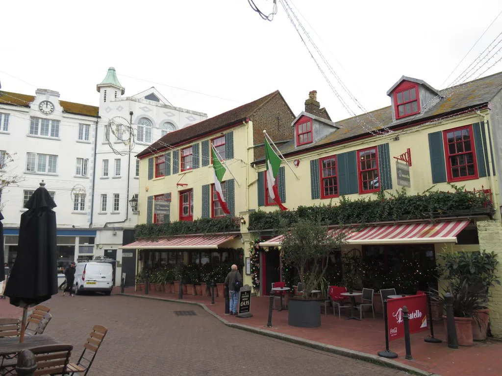 Brighton Place - geograph.org.uk