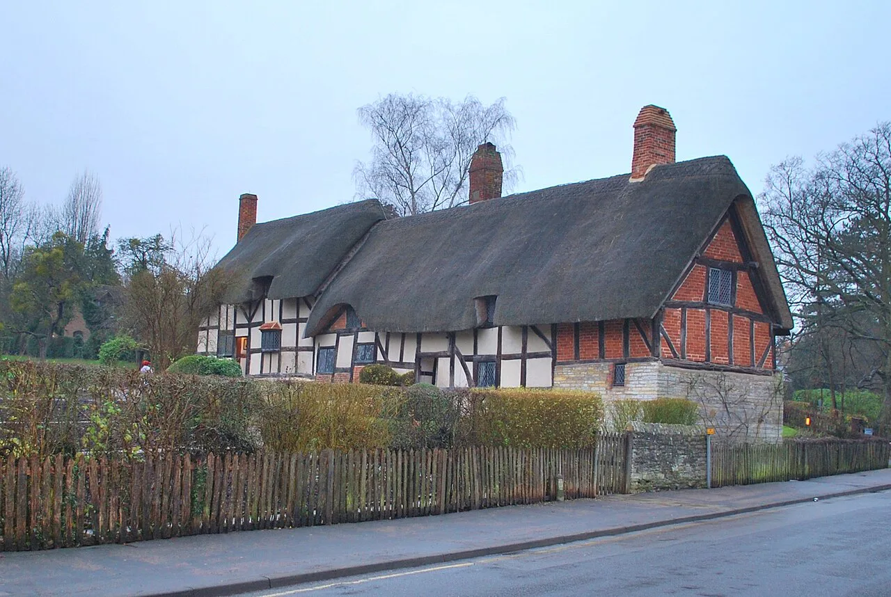 Anne Hathaway's Cottage, Cottage Lane, Stratford-upon-Avon, Warwickshire