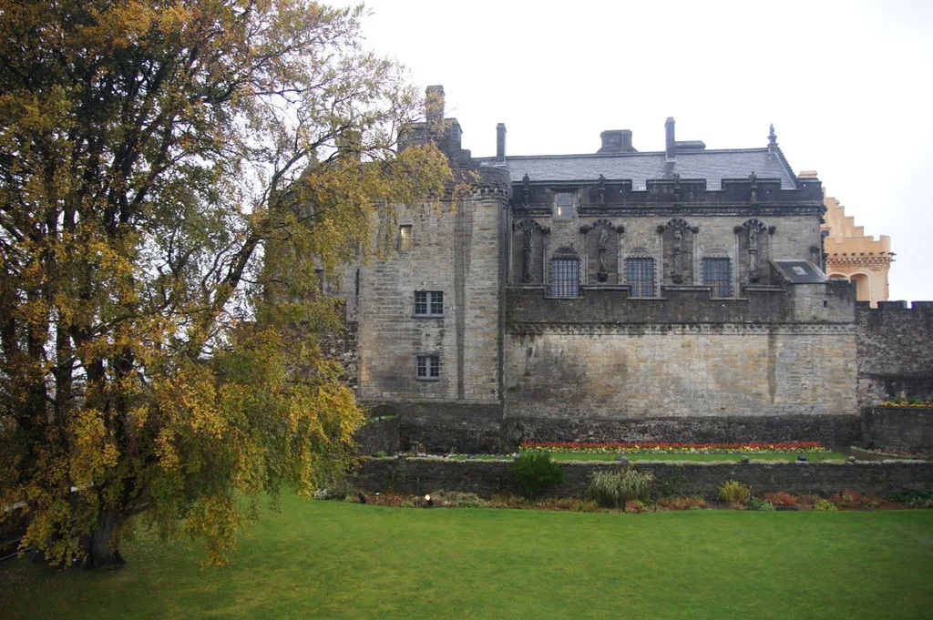 Stirling Castle from the southern ramparts - geograph.org.uk