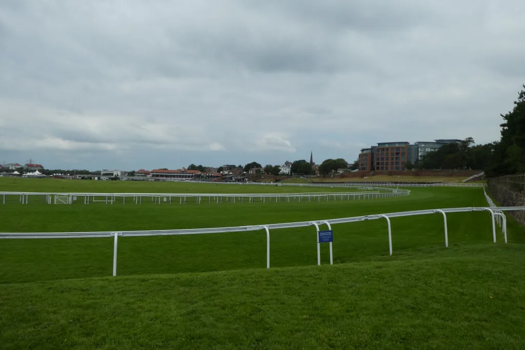 Chester Racecourse - geograph.org.uk