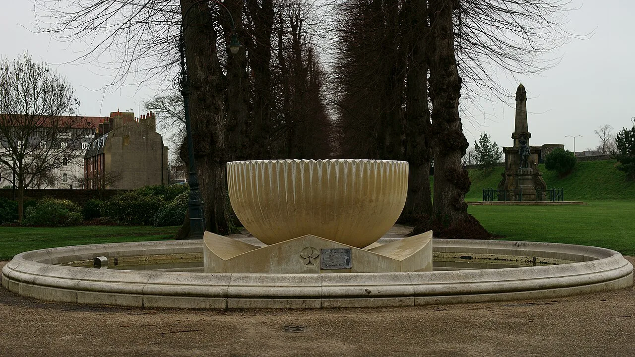 Fountain in Dane John Gardens, Canterbury - geograph.org.uk