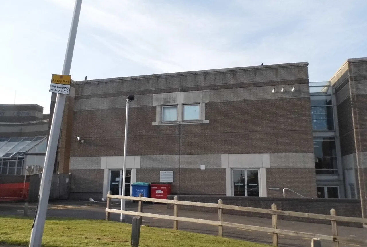 Dover Discovery Centre - geograph.org.uk