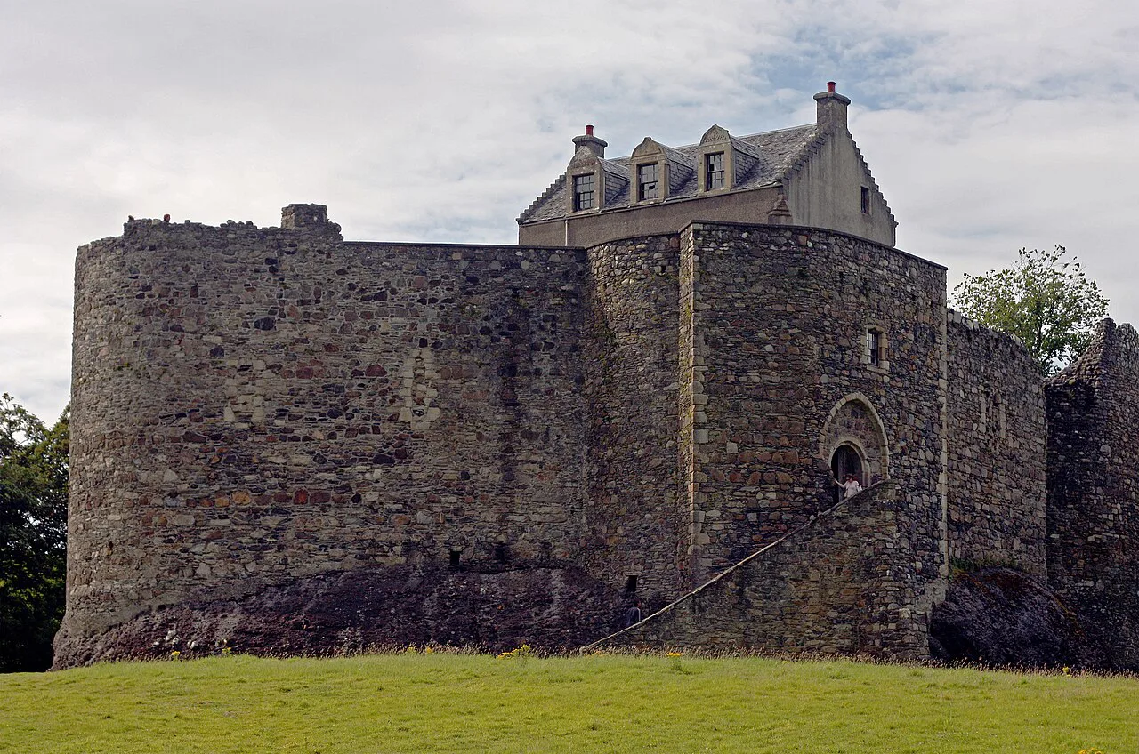 Dunstaffnage castle - trois-quarts, Oban