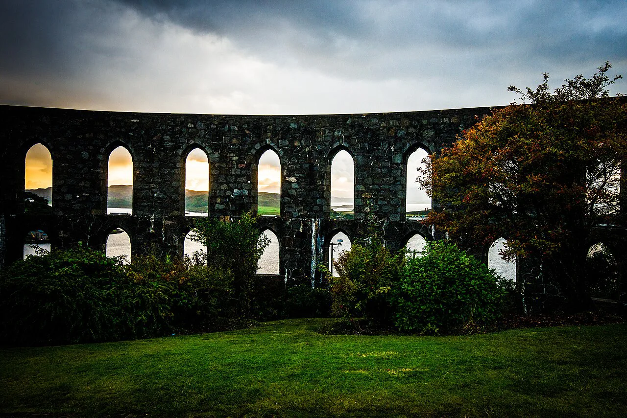 Mccaig S Tower, Oban