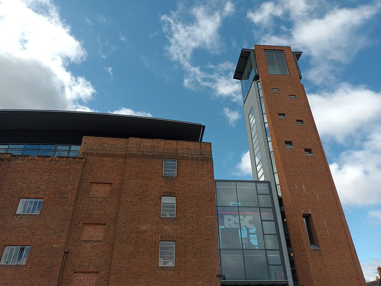 Royal-Shakespeare-Theatre-Stratford-upon-Avon-September