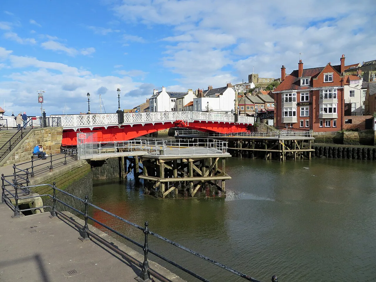 Whitby Swing Bridge - geograph.org.uk