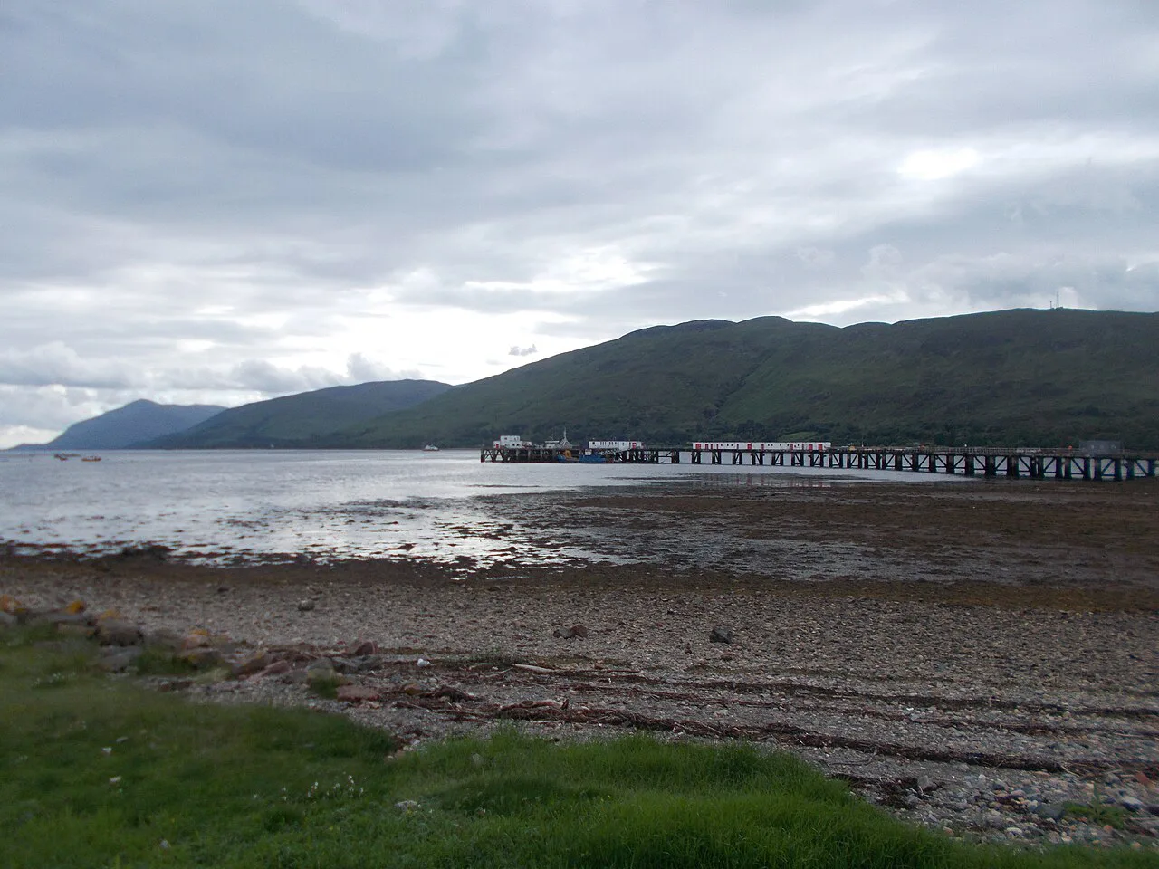 The pier at Fort William - geograph.org.uk