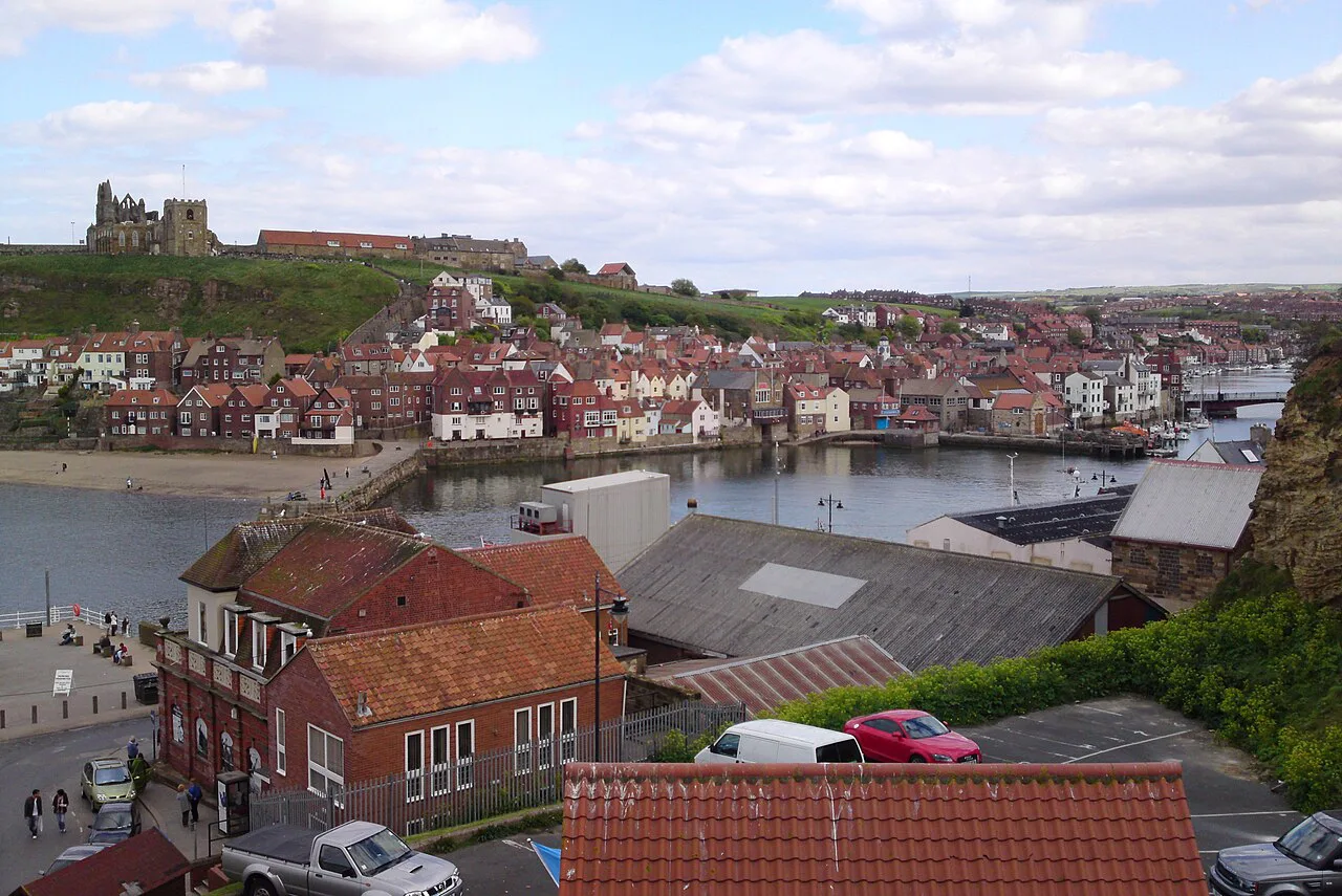 Whitby Harbour - geograph.org.uk