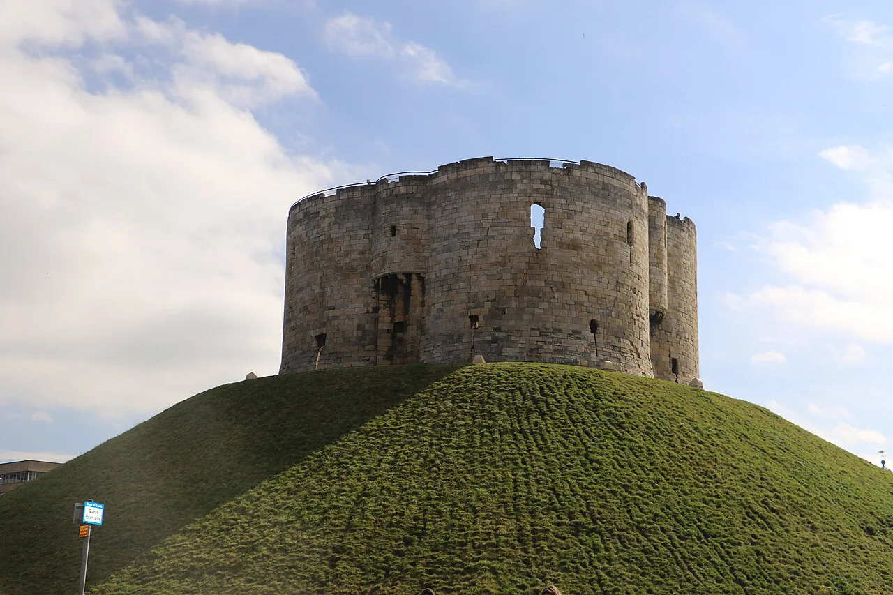 York - panoramio - Merlin UK