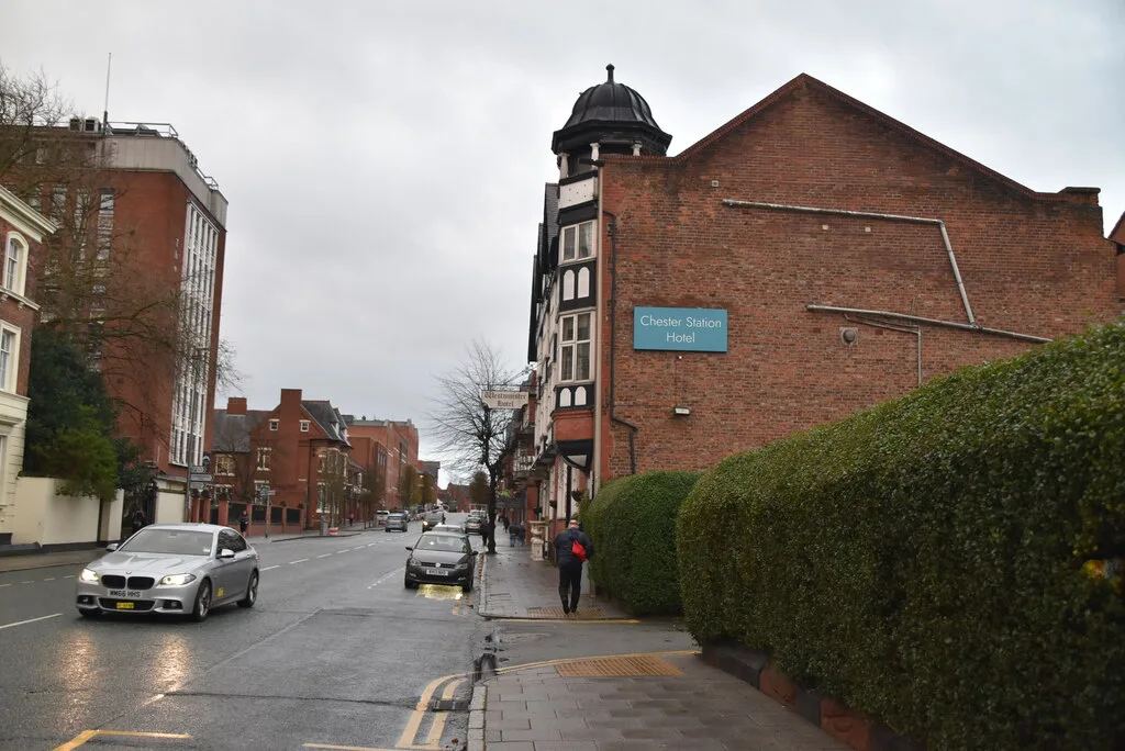 Chester Station Hotel - geograph.org.uk