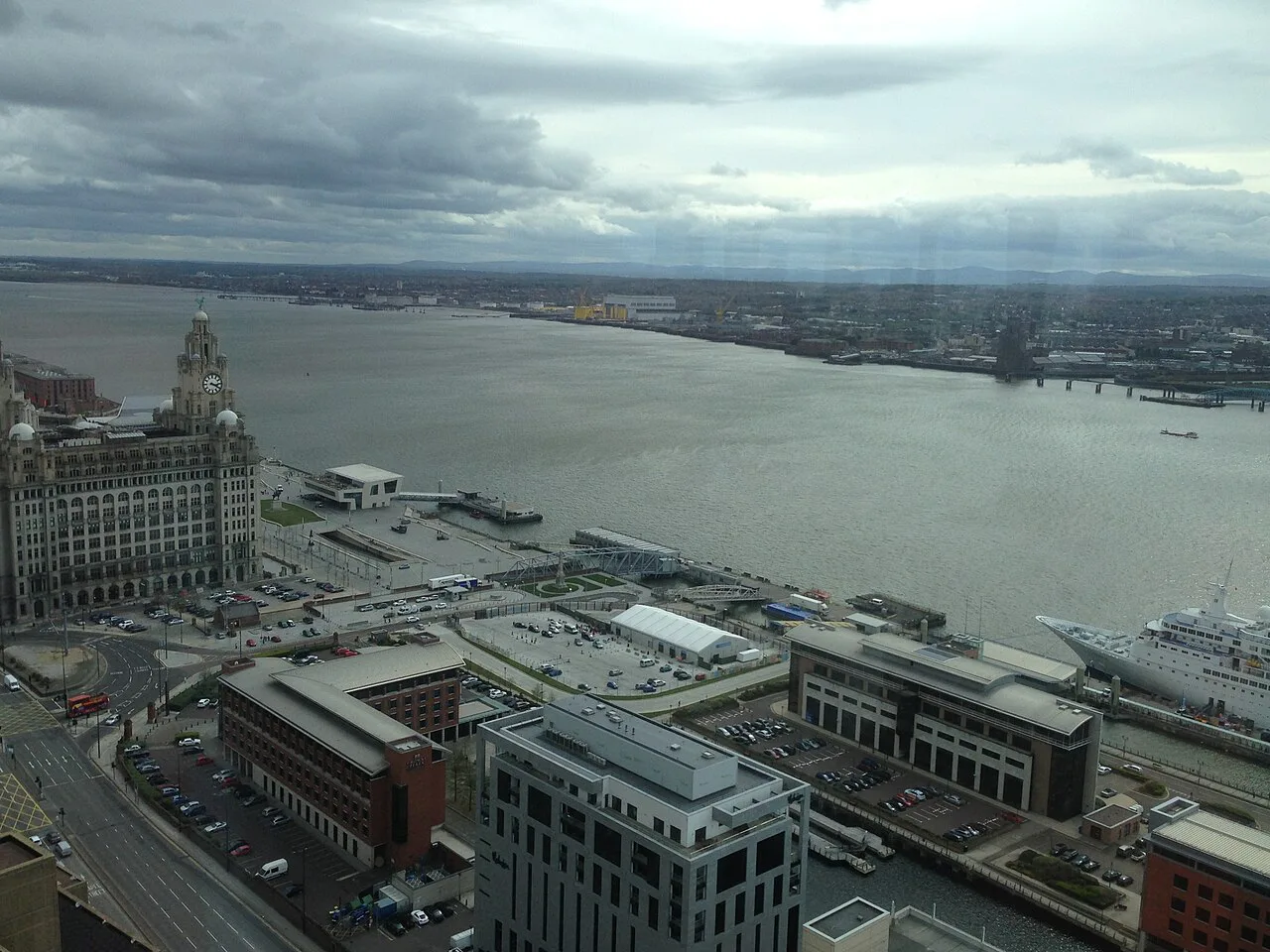 Liverpool Waterfront - geograph.org.uk
