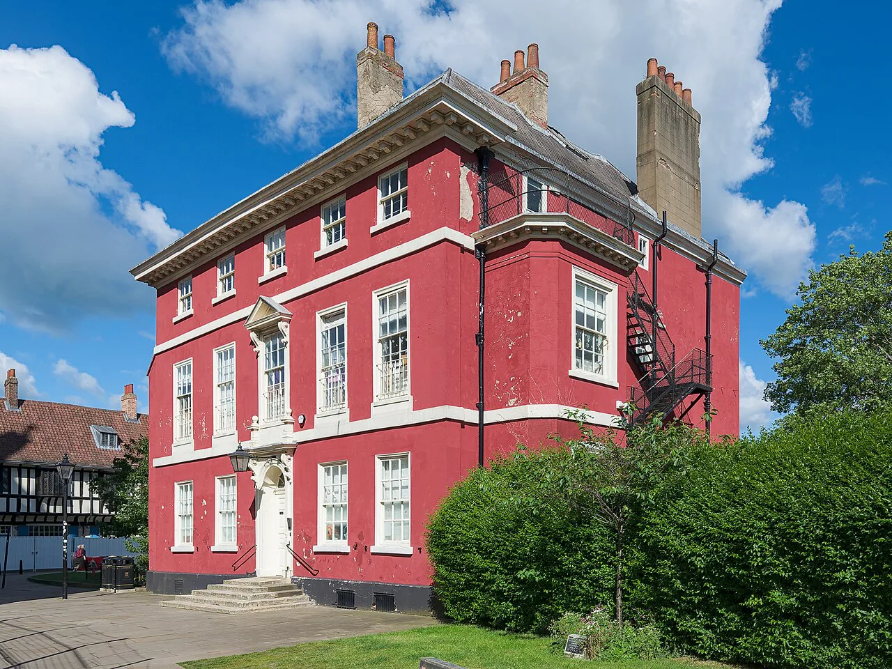 7 Minster Yard, York