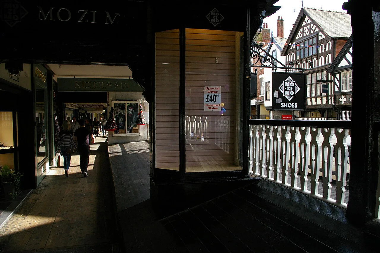 Chester, The Rows, Eastgate Street - geograph.org.uk