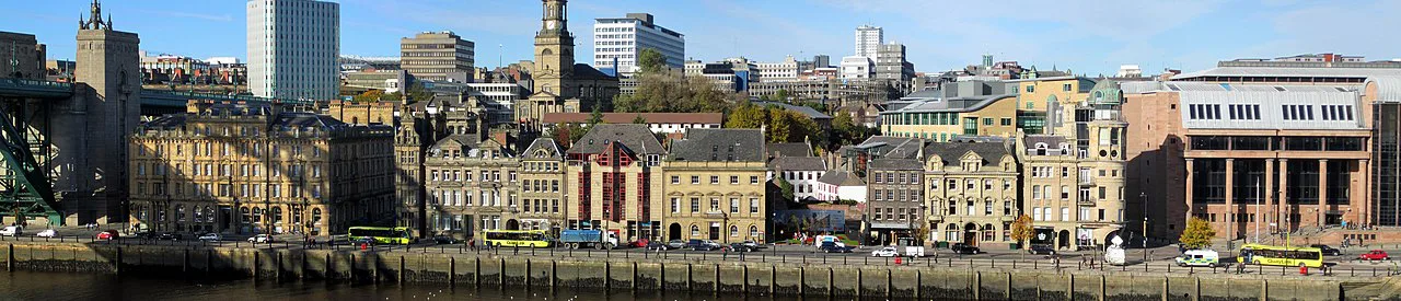 Newcastle Quayside panorama (geograph )