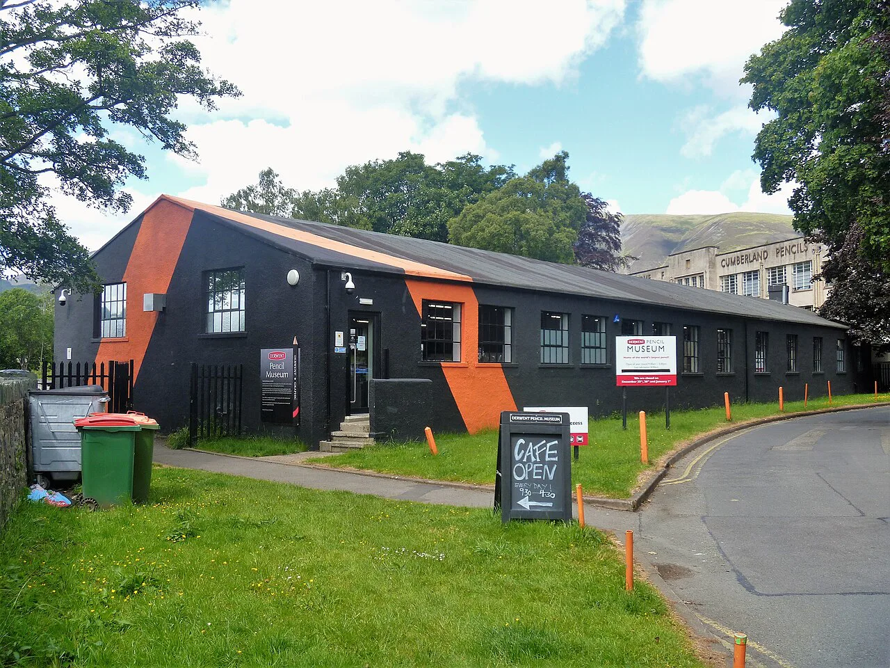 Keswick buildings - geograph.org.uk
