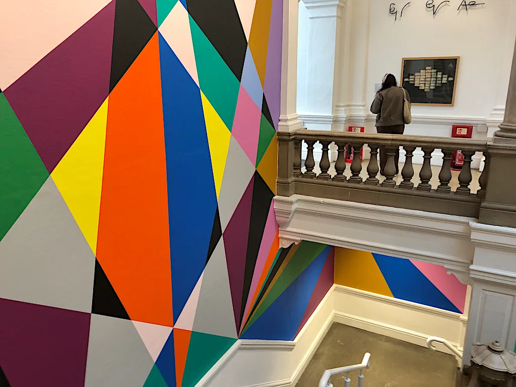 Art gallery stairwell, Leeds - geograph.org.uk