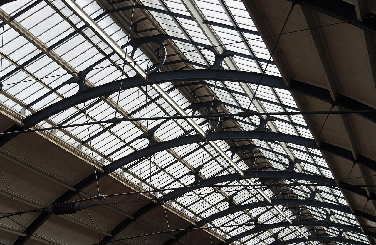 Newcastle railway station MMB