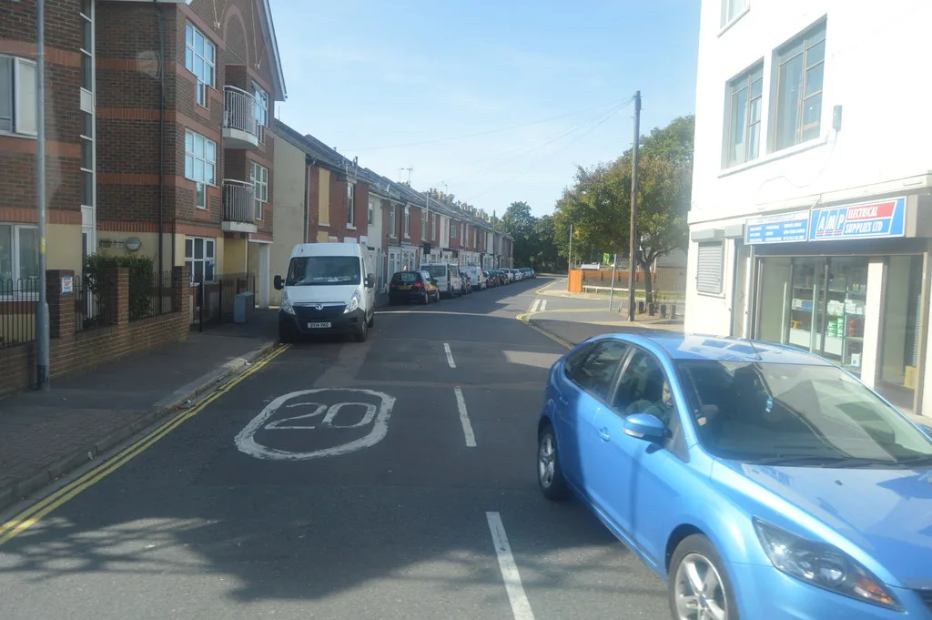 Stirling St - geograph.org.uk