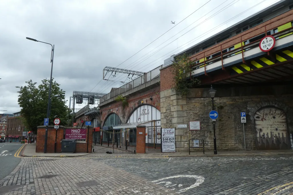 Railway above Crown Street - geograph.org.uk, Leeds