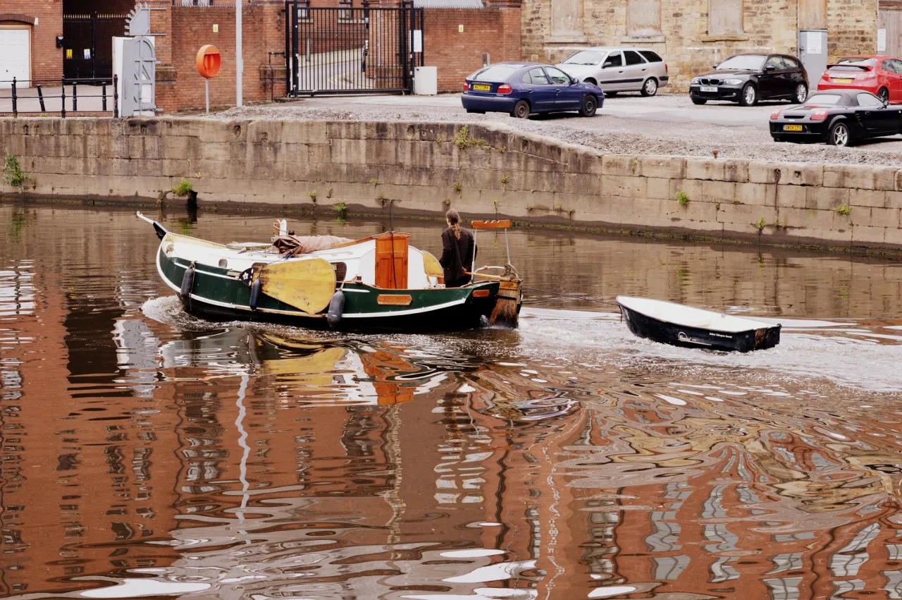 River Aire, The Calls, Leeds - geograph.org.uk