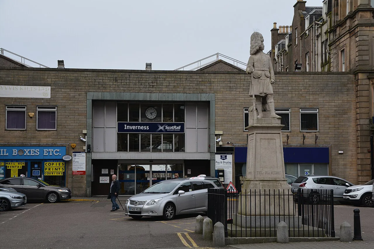 Inverness , Railway Station - geograph.org.uk