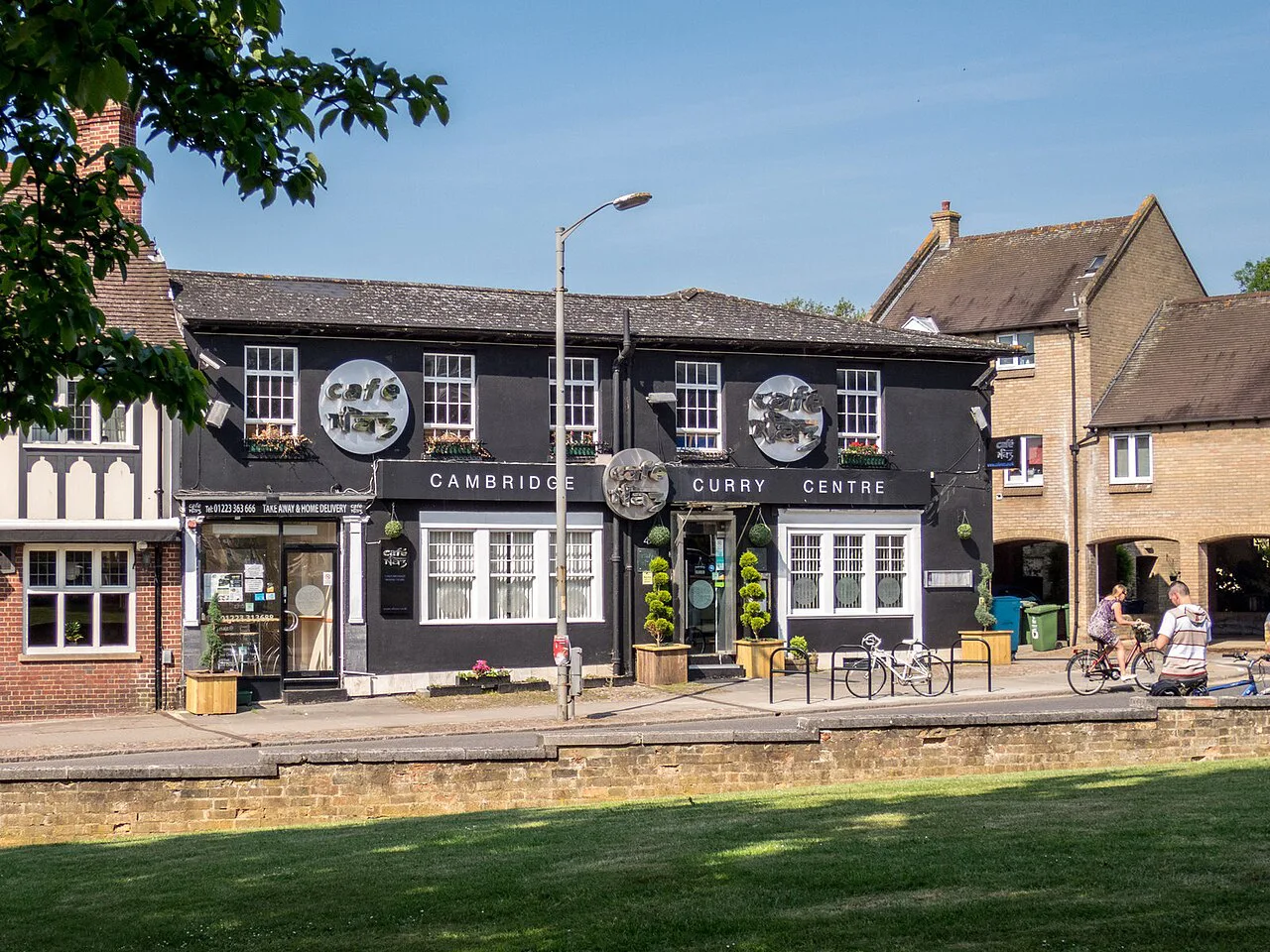 Cambridge Curry Centre - geograph.org.uk
