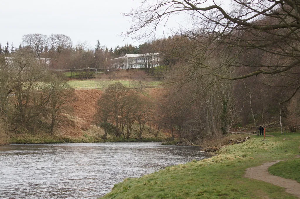 River Don below Seaton Park, Aberdeen - geograph.org.uk