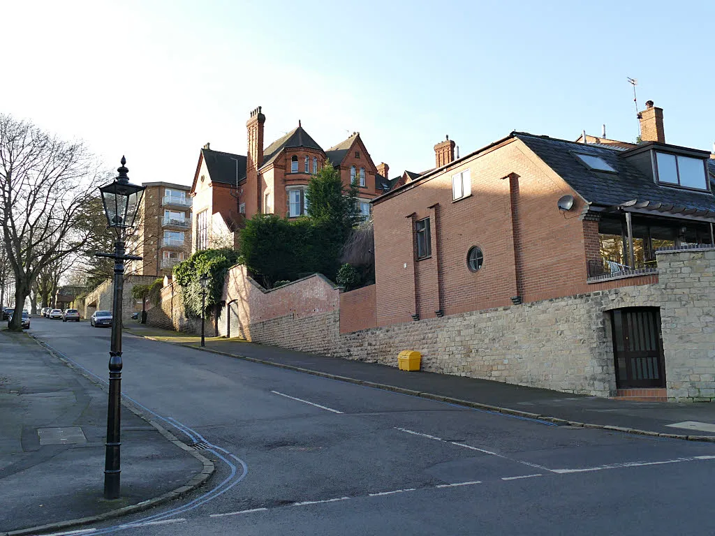 Eclectic architecture, Tunnel Road, Nottingham - geograph.org.uk