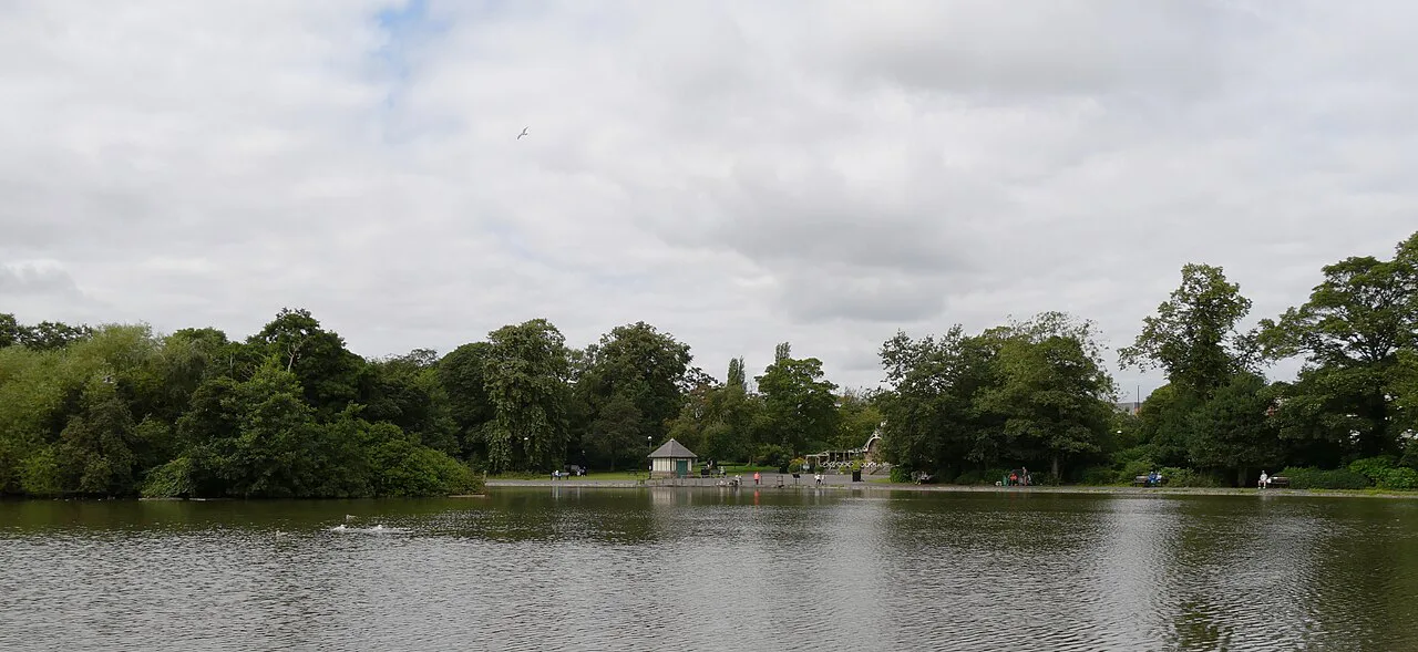 Lake, Leazes Park, Newcastle - geograph.org.uk