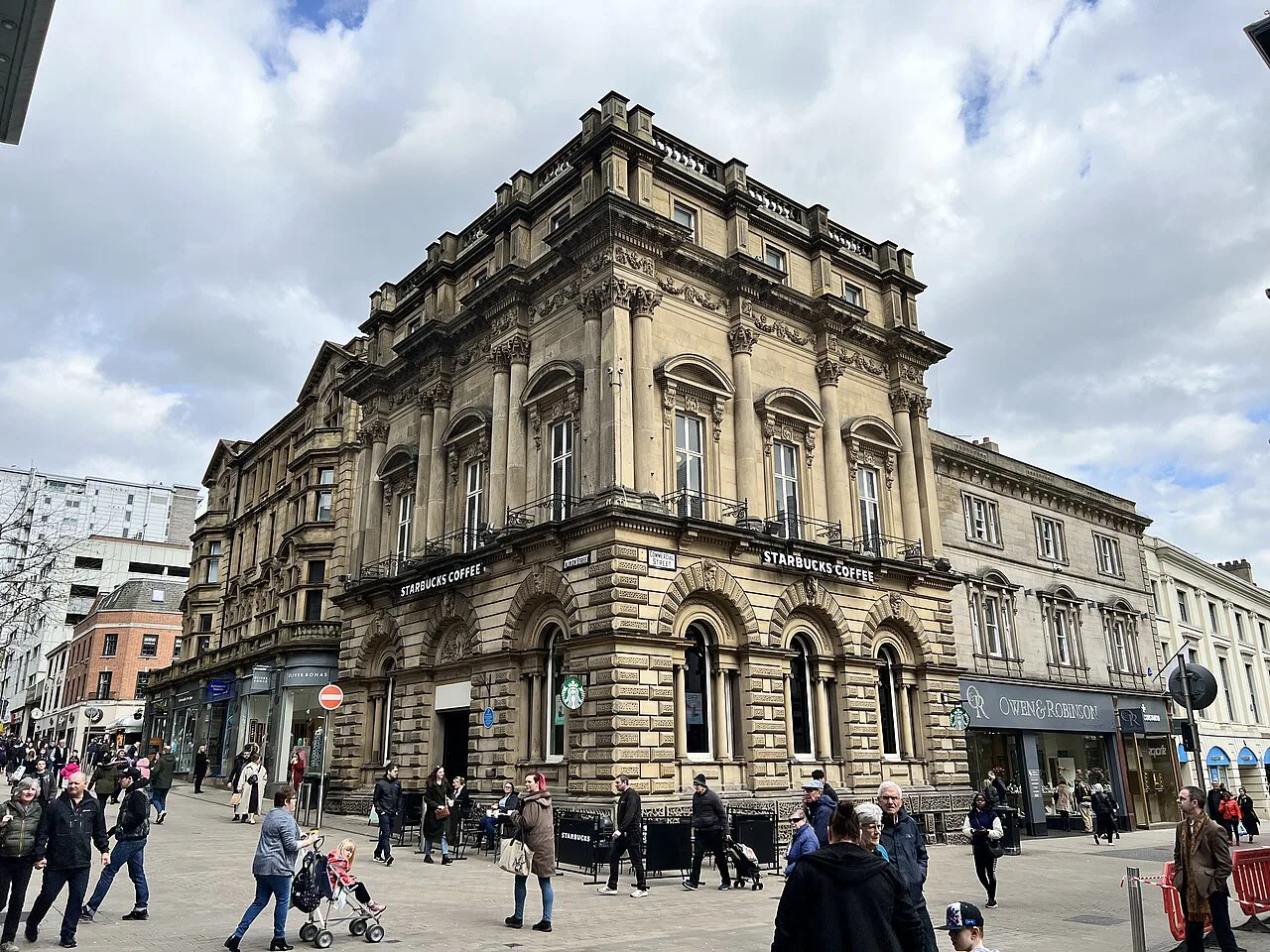 Former Leeds and West Yorkshire Assurance Company - geograph.org.uk