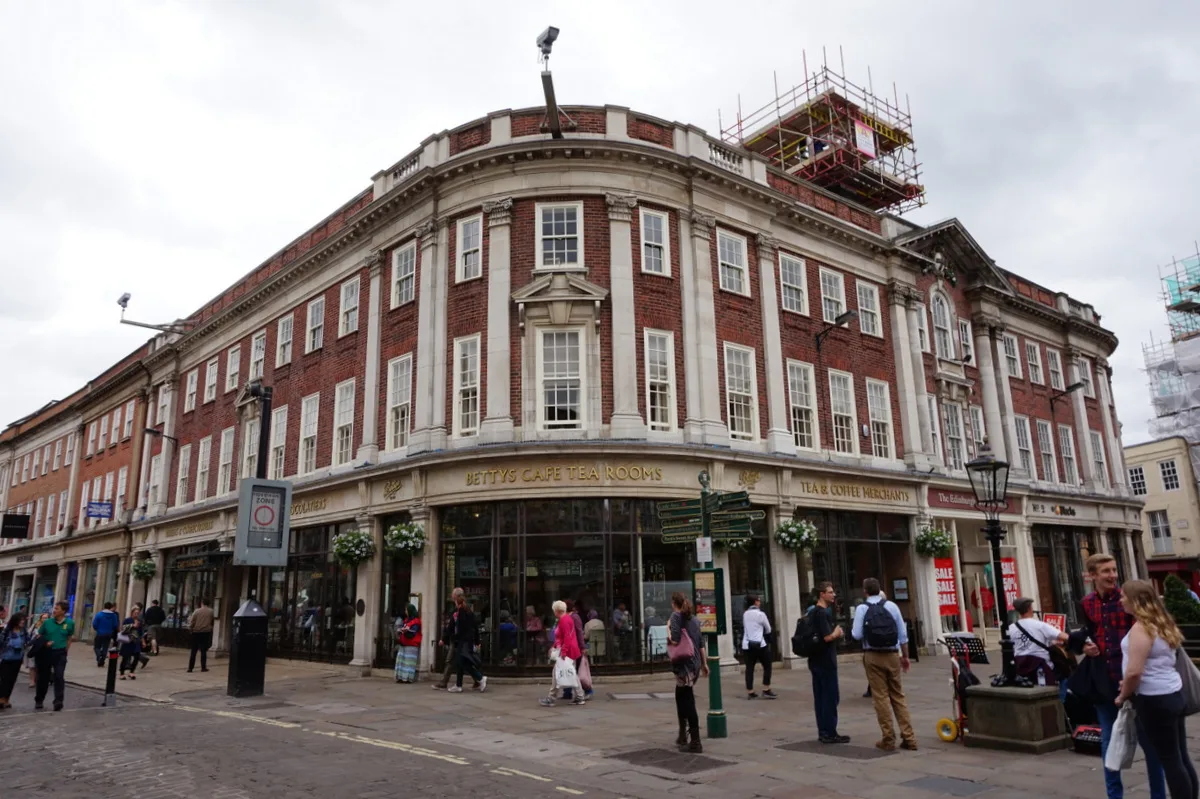 Bettys Café Tea Rooms, York - geograph.org.uk