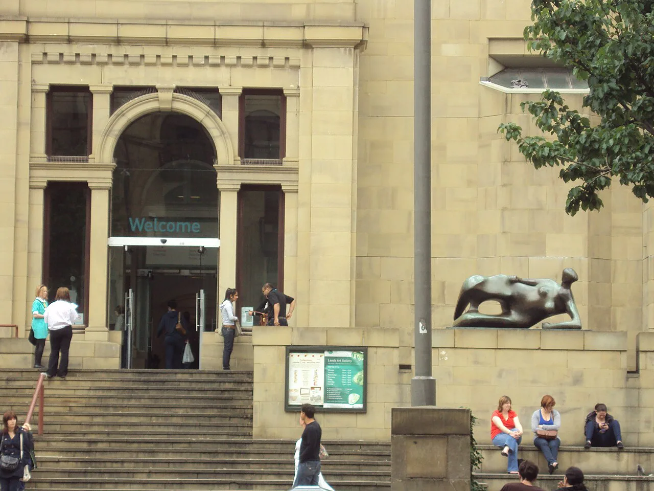 Leeds City Art Gallery entrance and Henry Moore sculpture, The Headrow